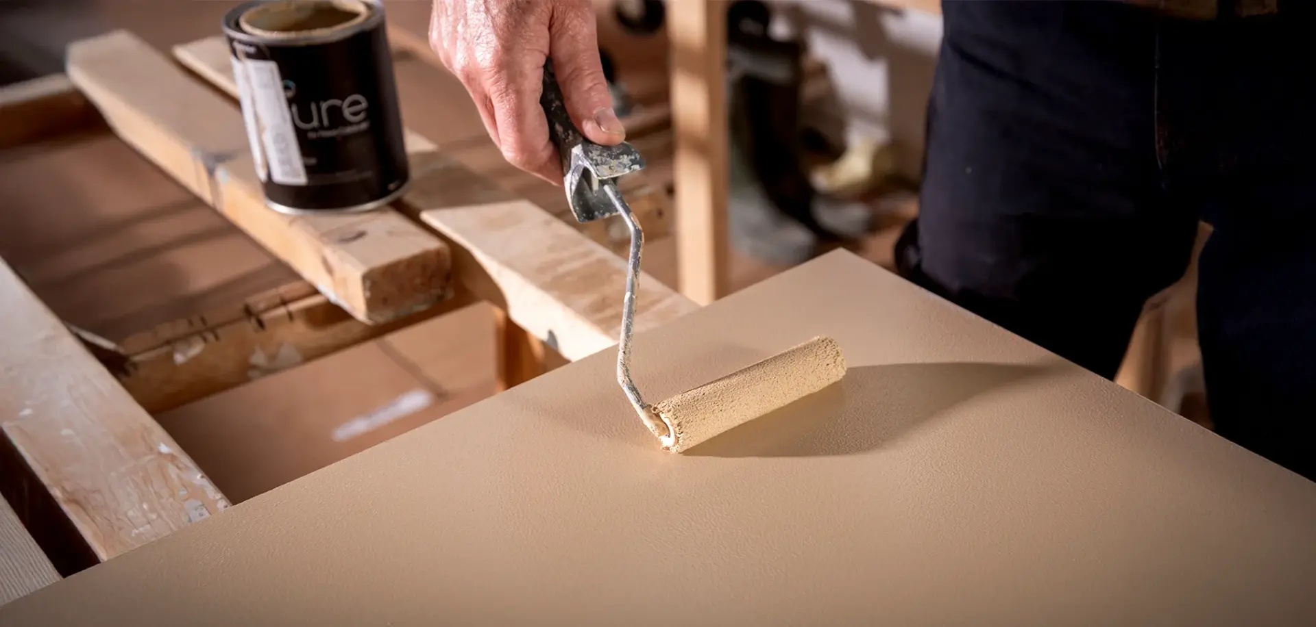 Header vakmanschap Van Vugt Meubel en Interieurbouw